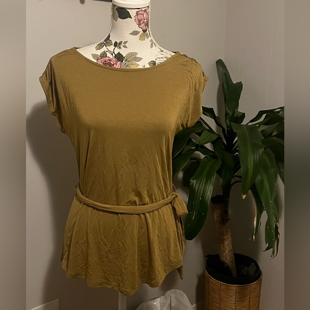 Elegant Mustard Women's Top